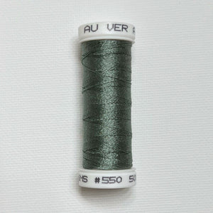 Au Ver a Soie, Soie 100/3 #550 Dusty Teal